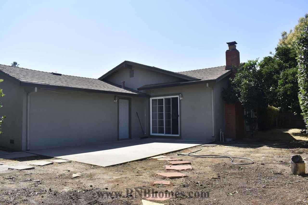 2880 Chiplay St - Photo 2 of 3