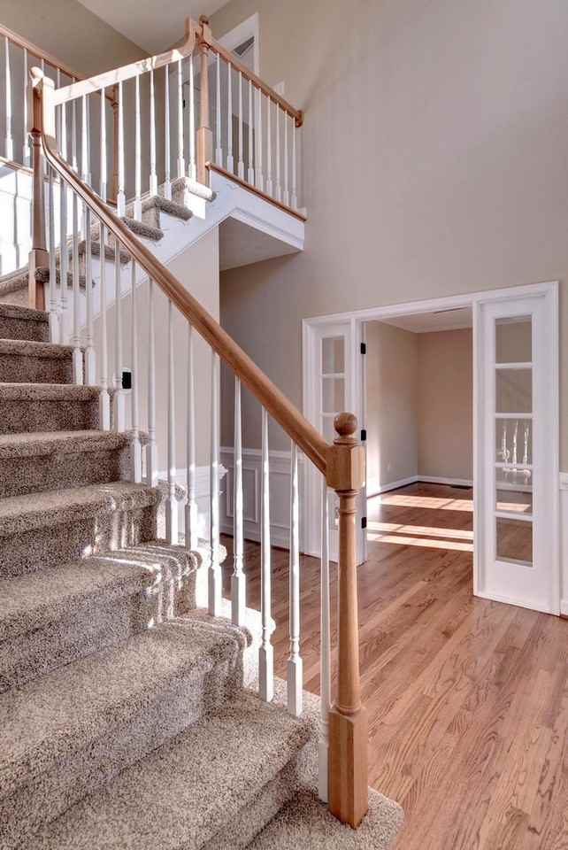 128 Rockmor Ln - Photo 6 of 50