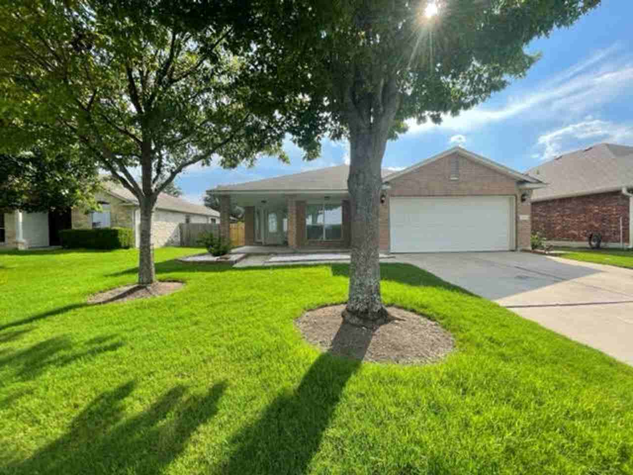 2535 Pearson Way - Photo 2 of 16