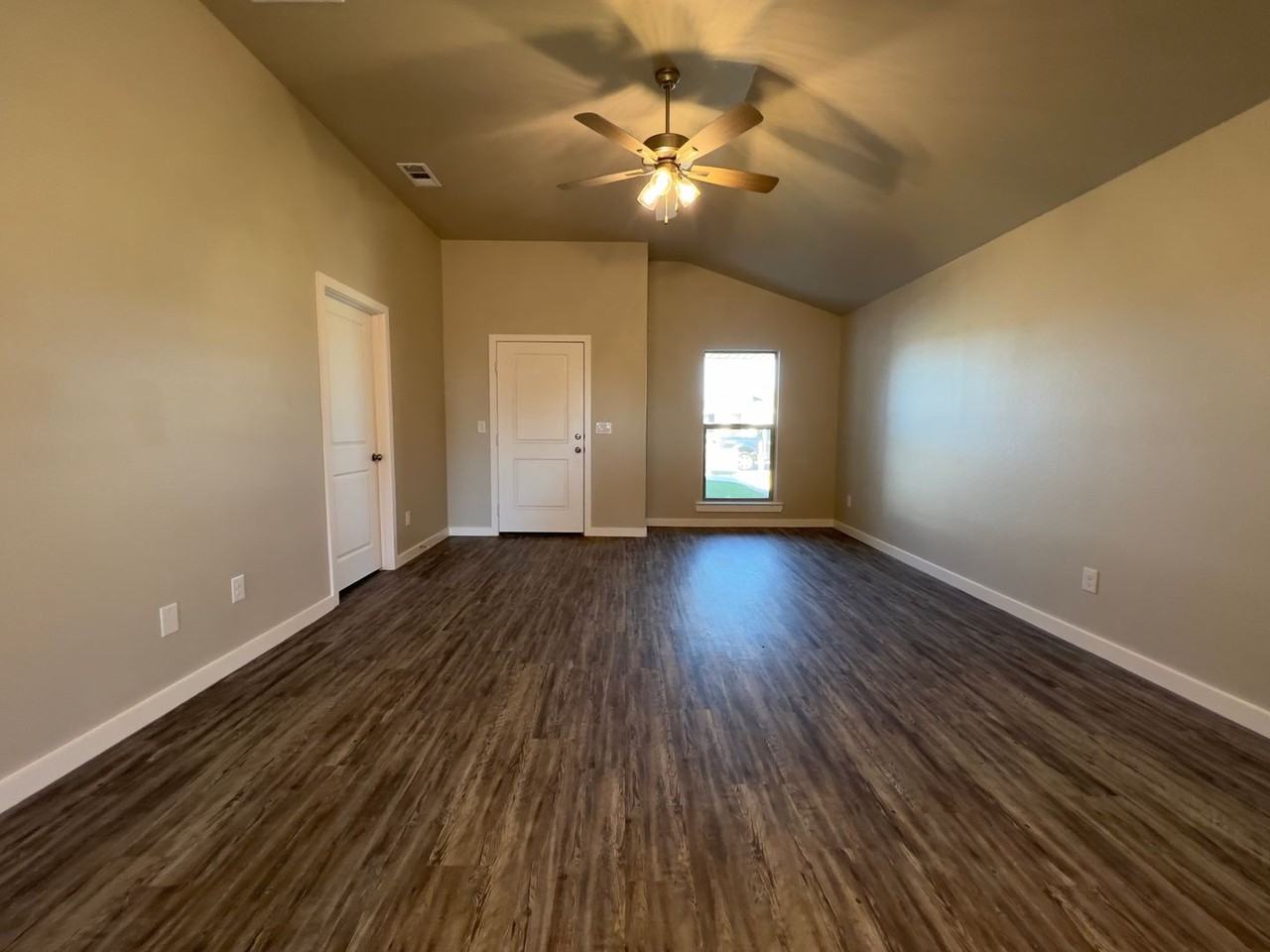 3212 Aberdeen Ave - Photo 7 of 20