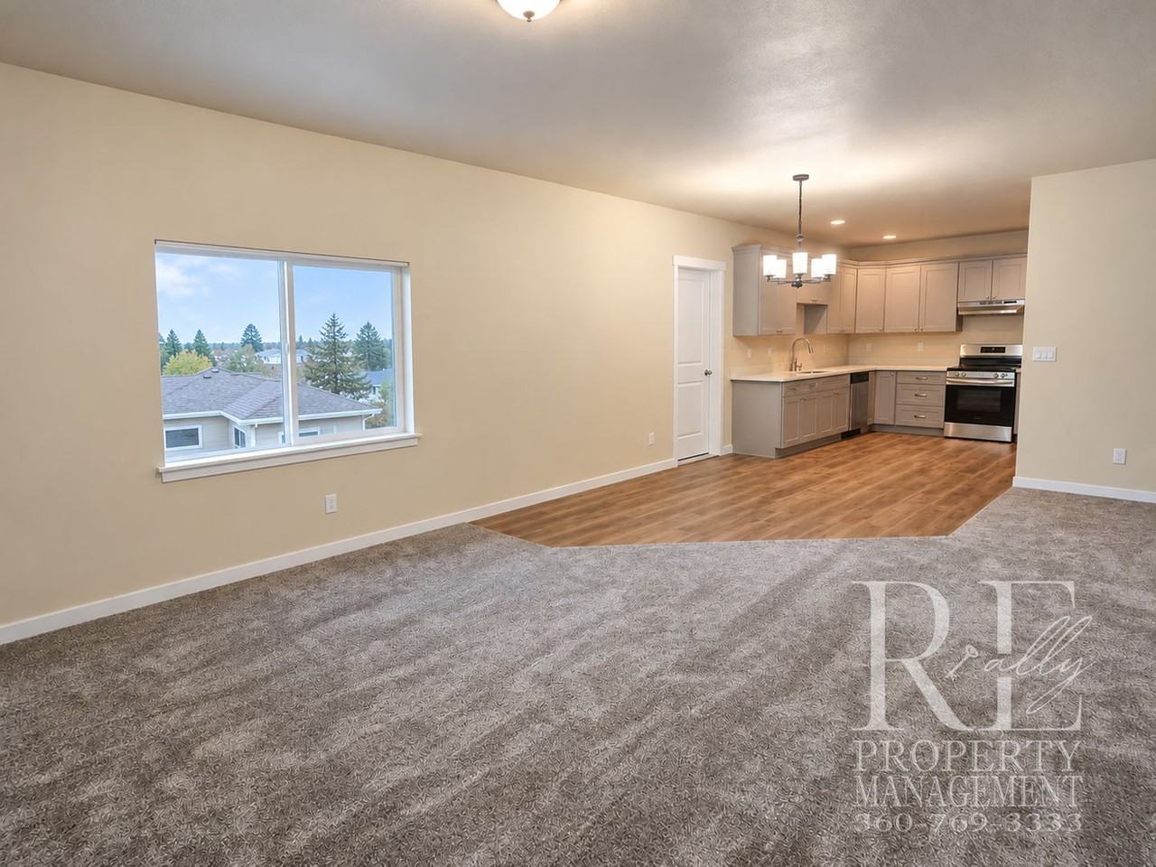 2306 Se Lund Ave - Photo 3 of 20