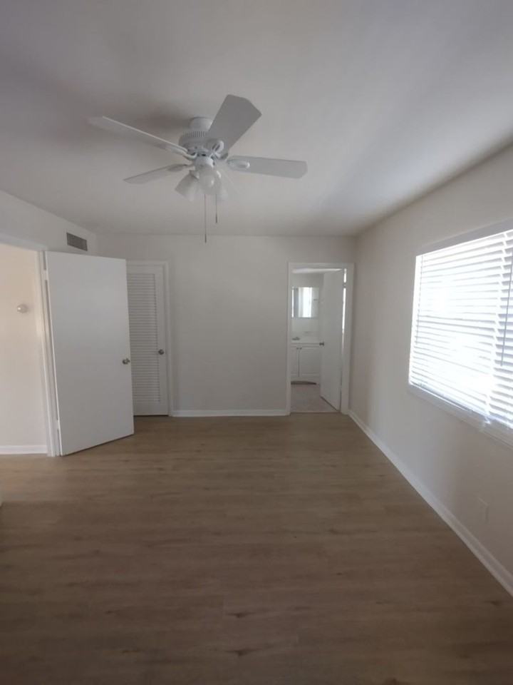 1401 S Federal Hwy - Photo 2 of 5