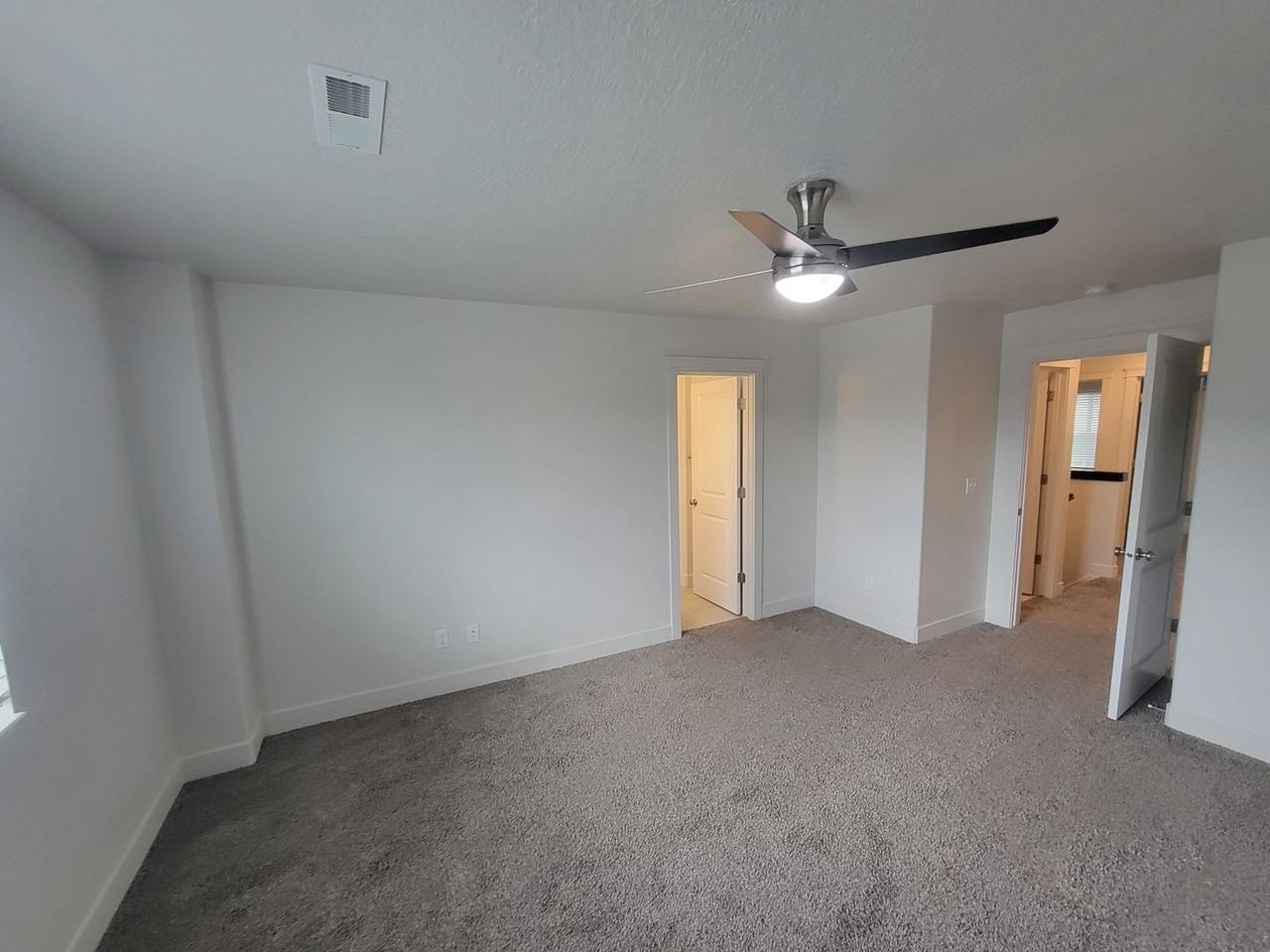3940 S 3375 W - Photo 3 of 21