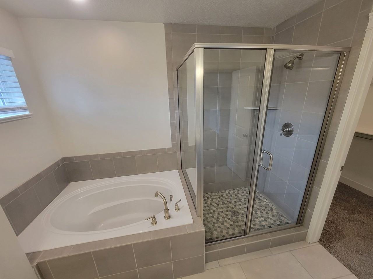 3940 S 3375 W - Photo 7 of 21