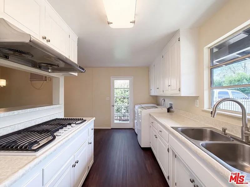 12903 Wingo Street - Photo 4 of 9