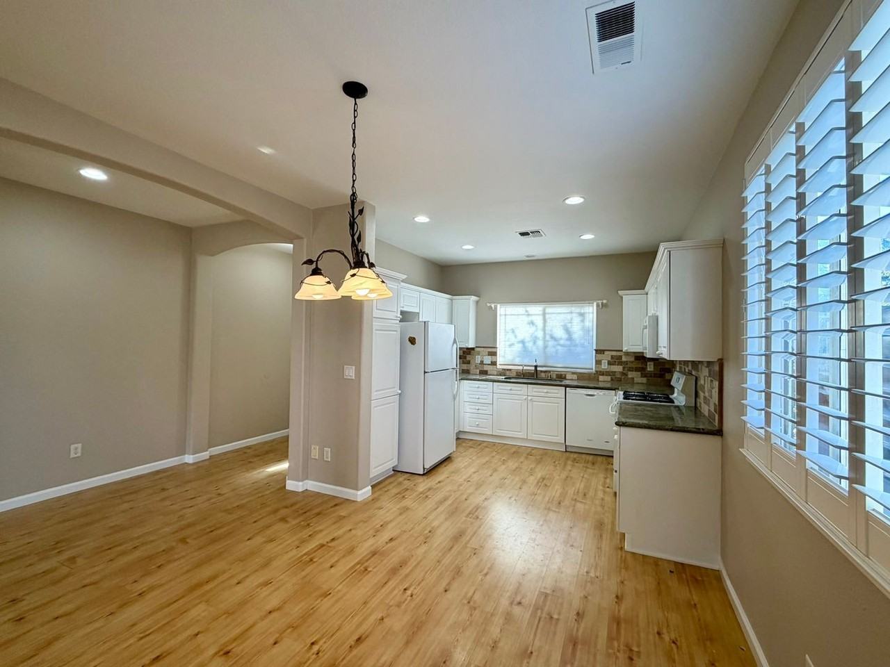 10647 Vista Bonita Ln - Photo 3 of 13