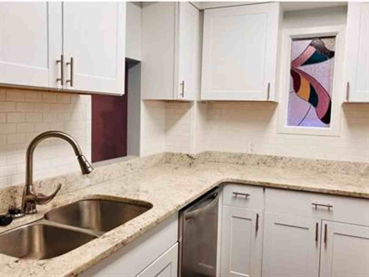 231 E Park Ave - Photo 6 of 16
