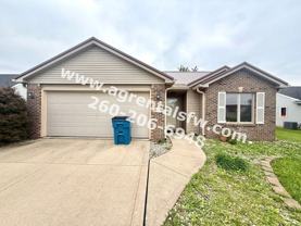 9668 Pinepark Pass - Photo 1 of 1