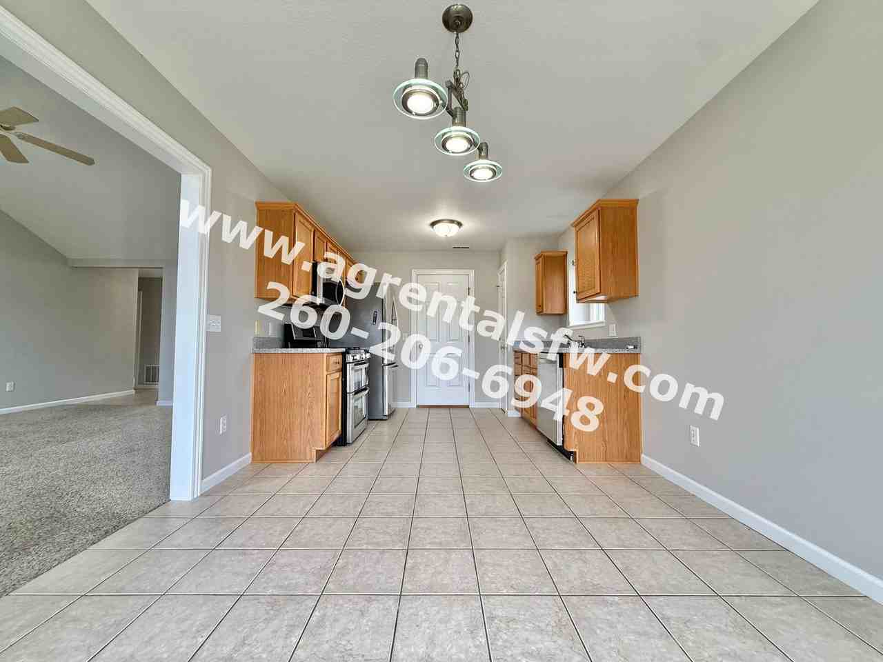 9668 Pinepark Pass - Photo 5 of 15