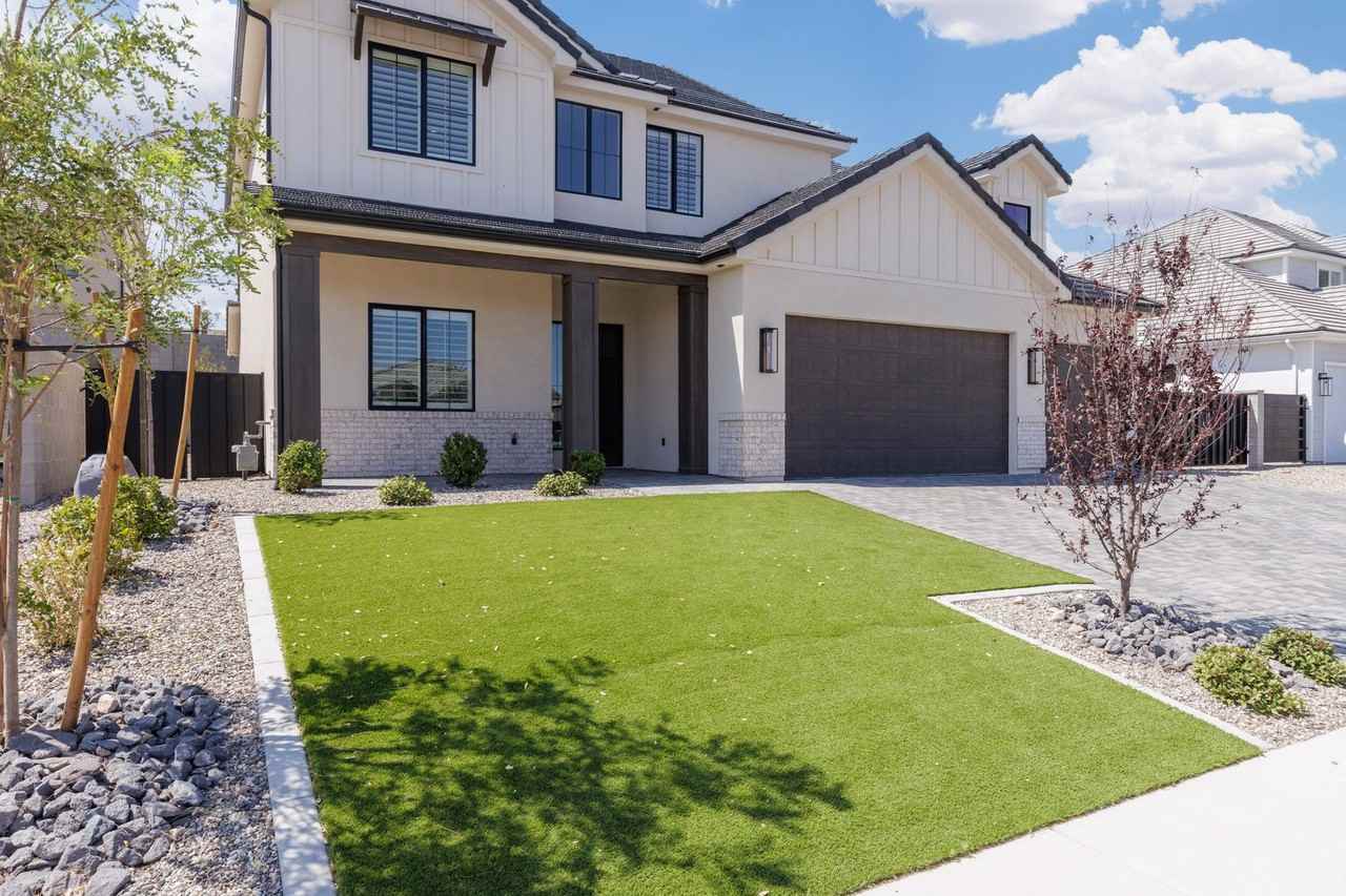 2926 E Naboo Ln - Photo 6 of 40