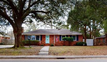 featured image of 329 Oxford Dr