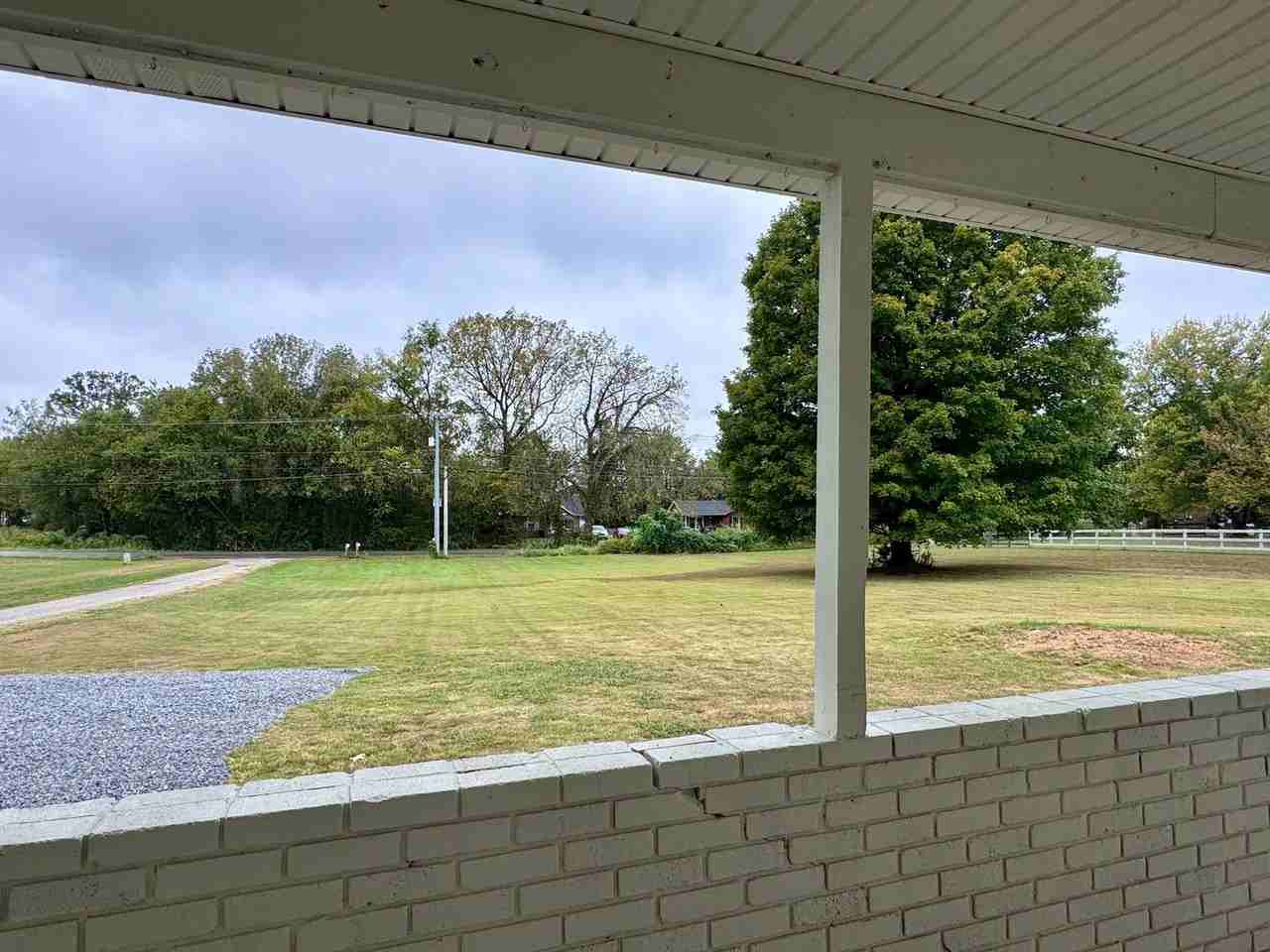 3375 Pembroke Rd - Photo 7 of 39