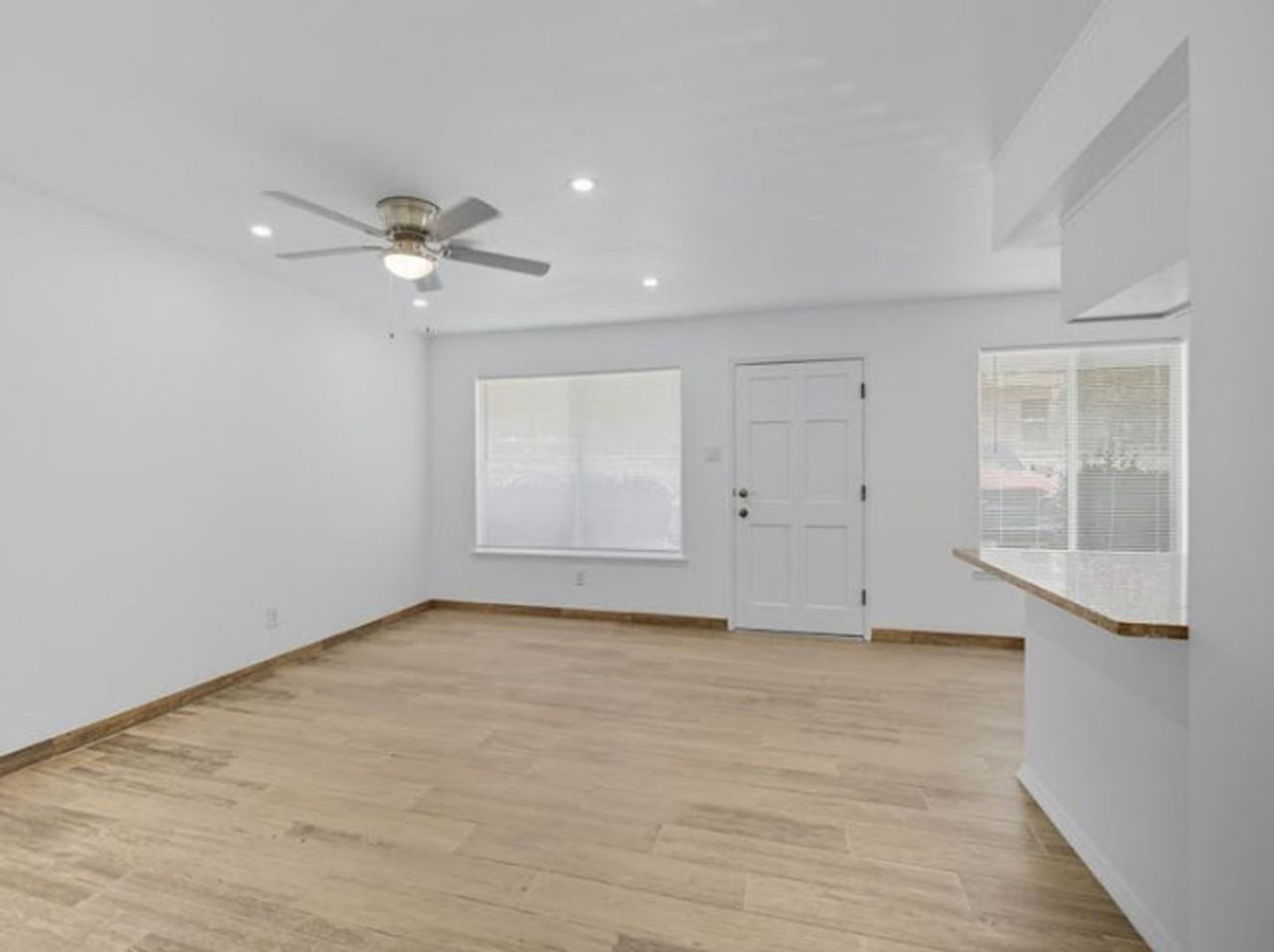 6700 6700 Escondido E4 - Photo 5 of 22