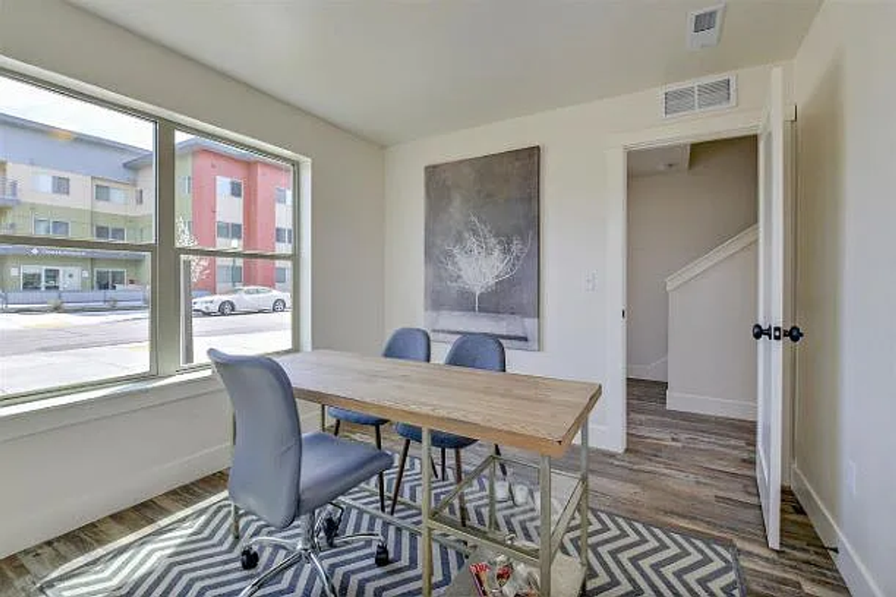 469 E Trackstand Ln - Photo 7 of 12