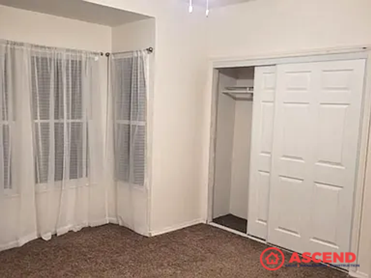 348 Adams St - Photo 7 of 9