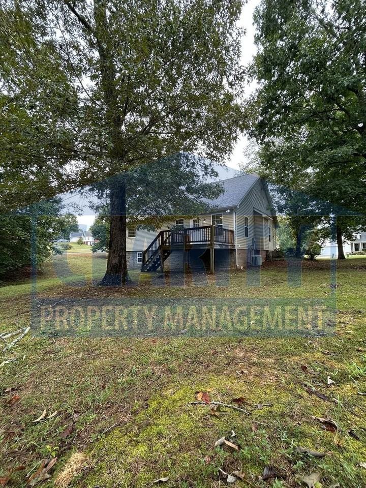 360 Webb Ln Ne - Photo 5 of 29