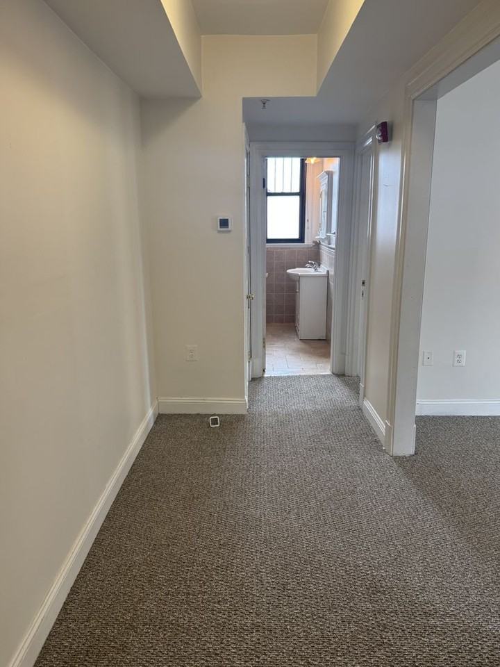 1858 California St Nw #43 - Photo 2 of 14