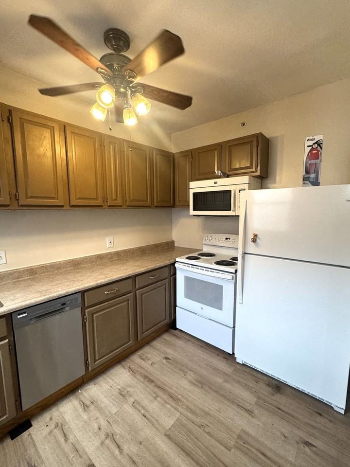 1858 California St Nw #43 - Photo 6 of 14