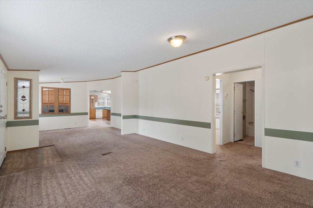 3075 Old Black Colony Rd - Photo 4 of 26