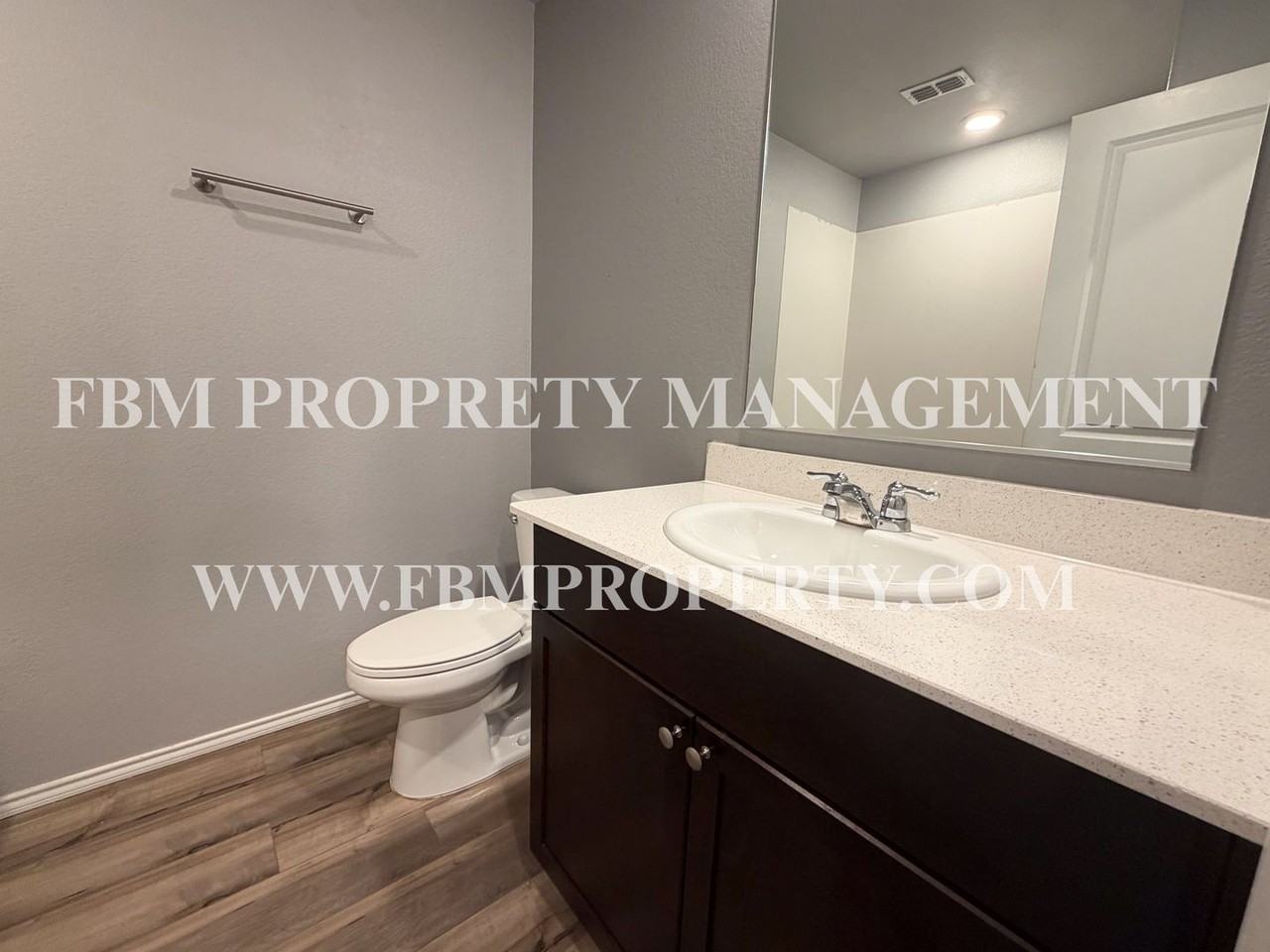 1012 Lady Bird St - Photo 6 of 19