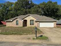 320 Rita Dr - Photo 1 of 1