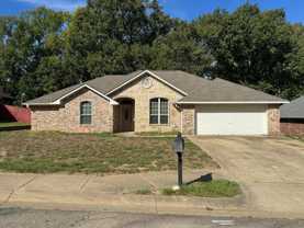 320 Rita Dr - Photo 1 of 1