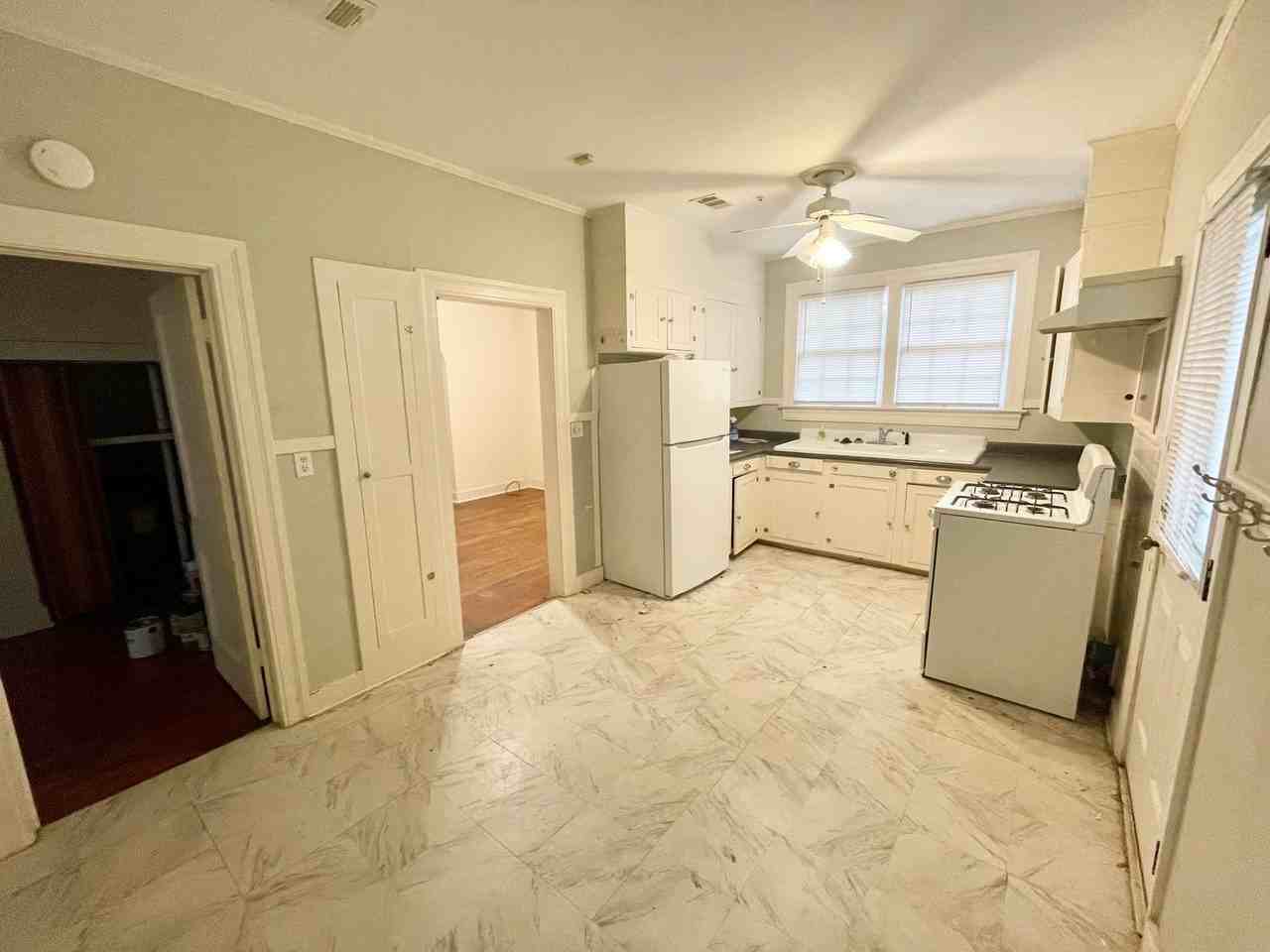 602 Patton Ave - Photo 4 of 12