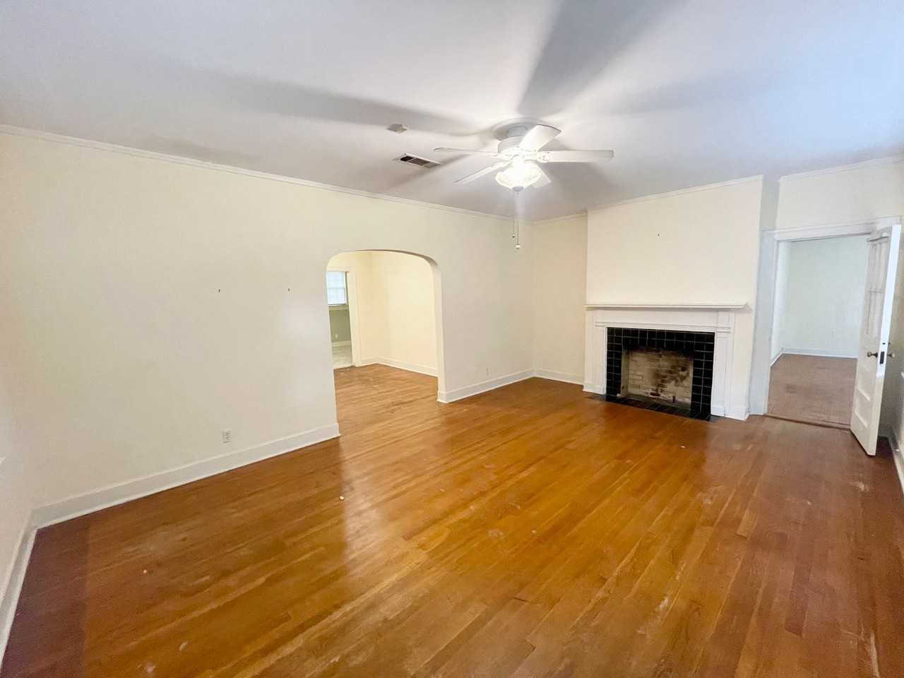 602 Patton Ave - Photo 6 of 12