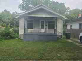 927 Mcqueen St - Photo 1 of 1