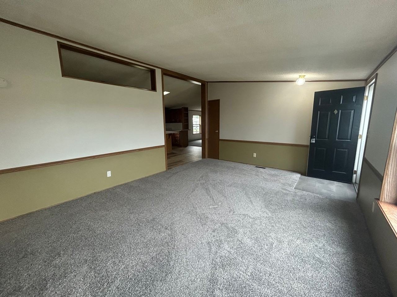 3501 Scott Dr - Photo 5 of 17