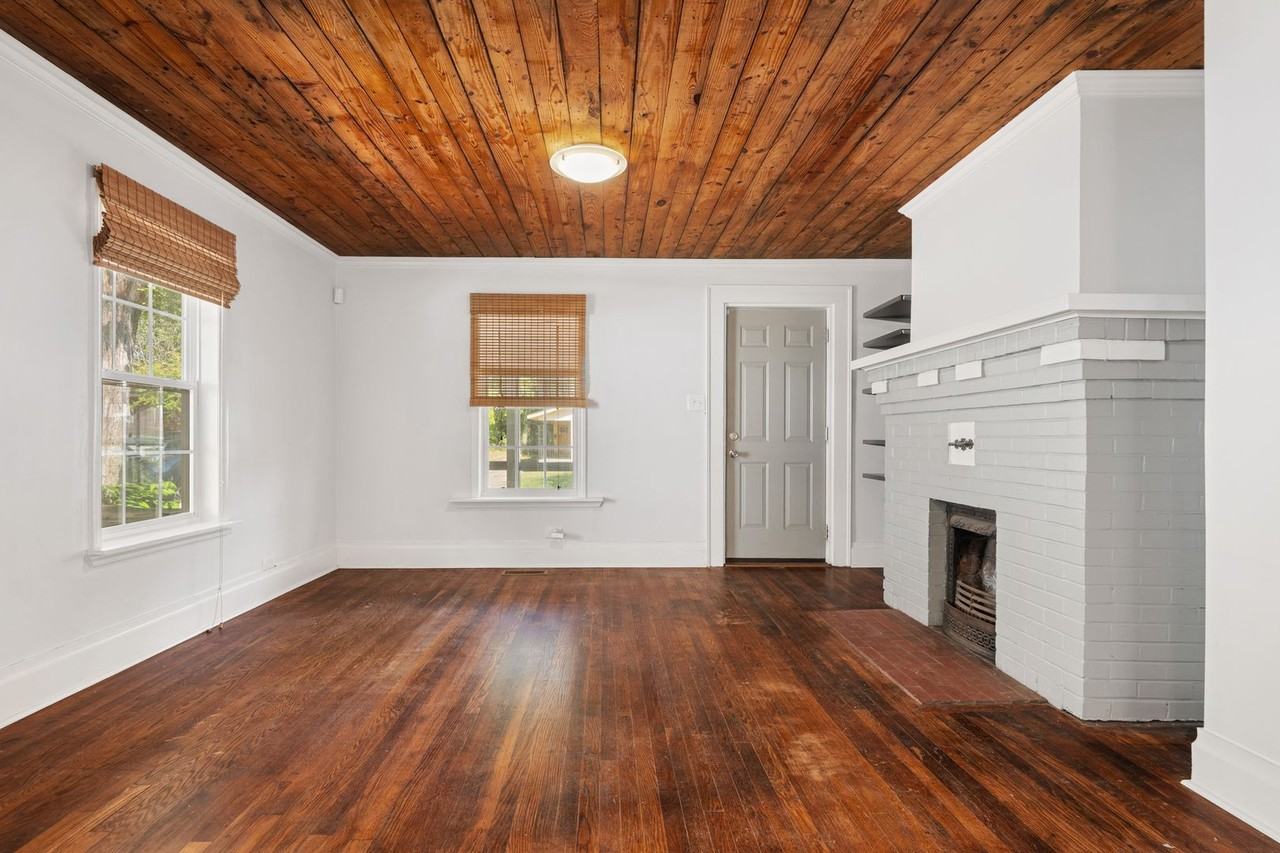 1908 Hart St - Photo 7 of 22