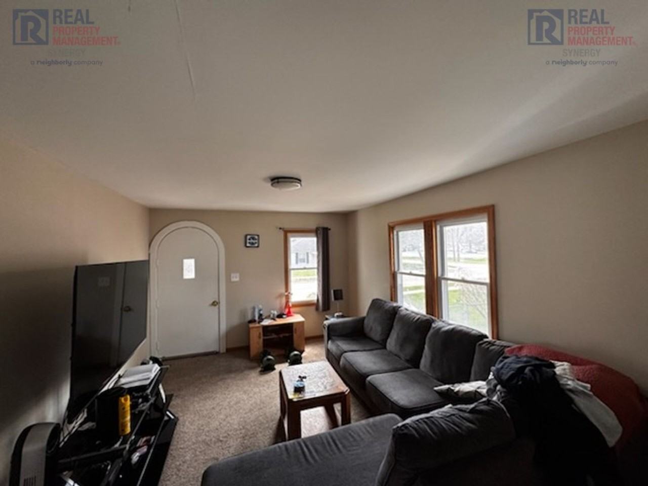 35442 Stellwagen St - Photo 3 of 6