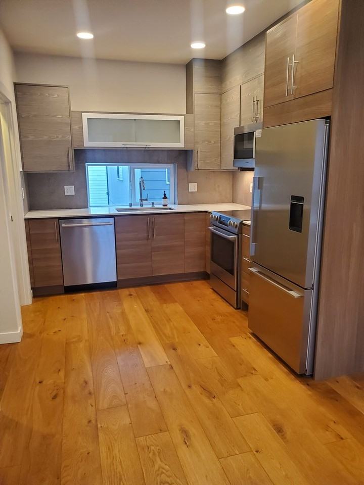 1549 Nw 61st St #B - Photo 2 of 13