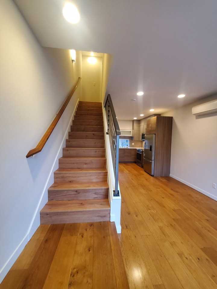1549 Nw 61st St #B - Photo 4 of 13