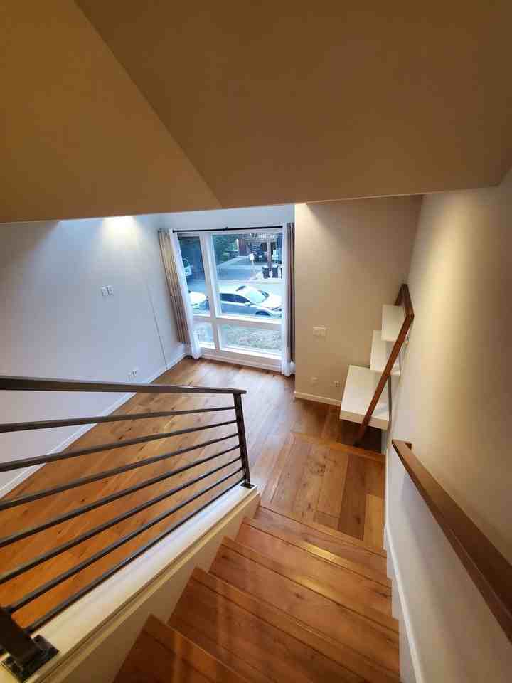 1549 Nw 61st St #B - Photo 5 of 13