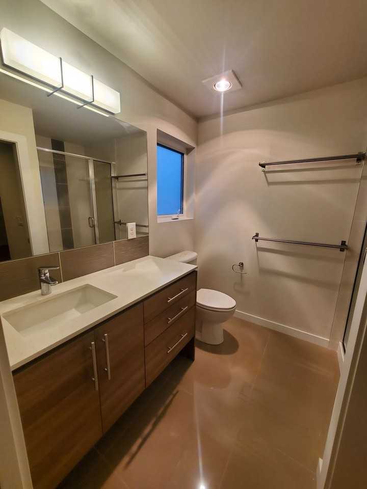 1549 Nw 61st St #B - Photo 6 of 13