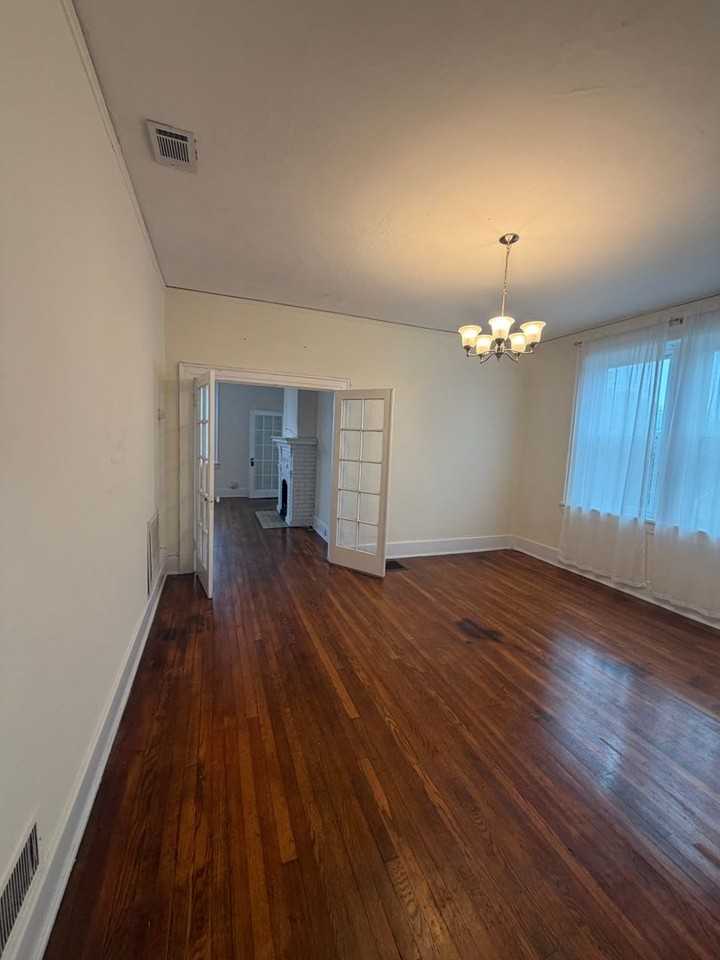 138 E 48th St - Photo 7 of 13