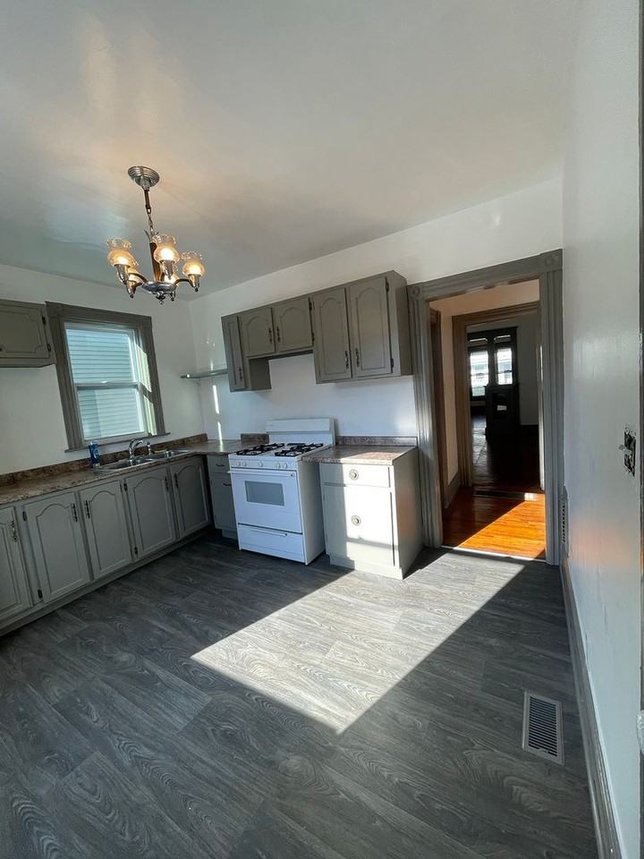 30 Kenyon Ct - Photo 4 of 8