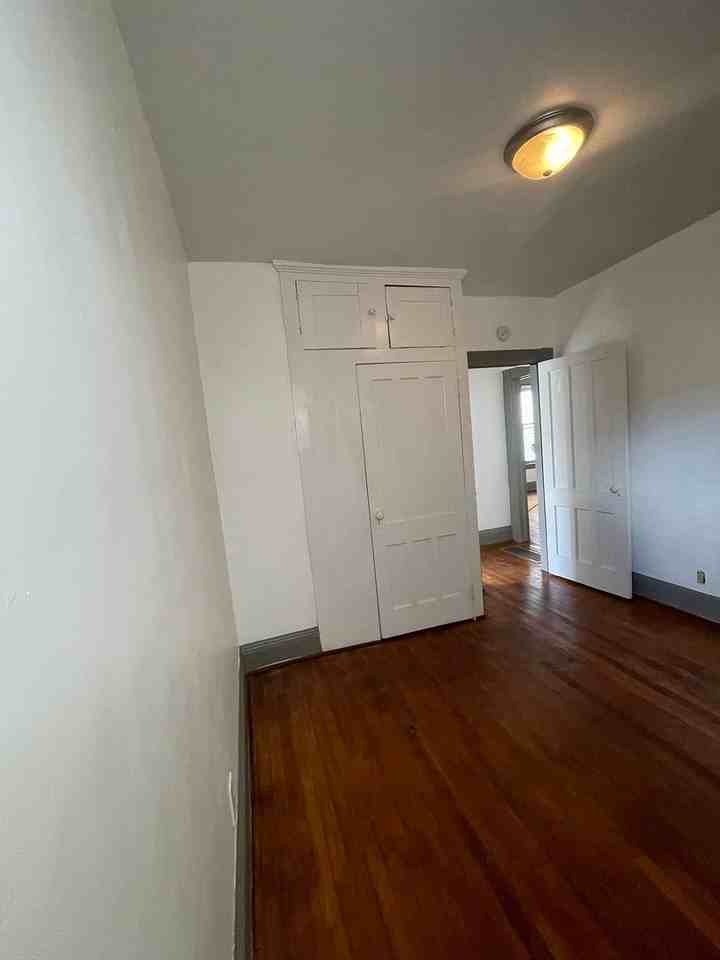 30 Kenyon Ct - Photo 7 of 8