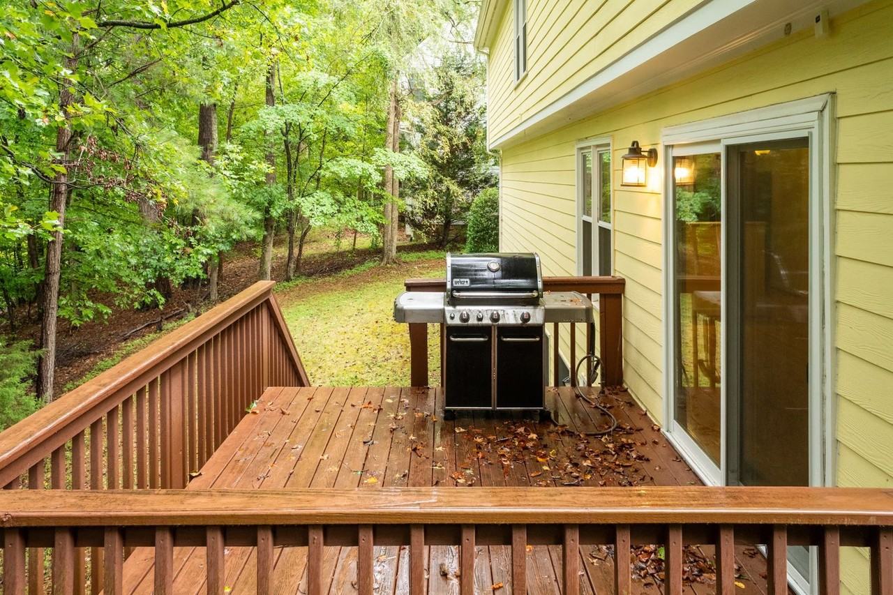 8 Woodcliff Cir - Photo 6 of 35