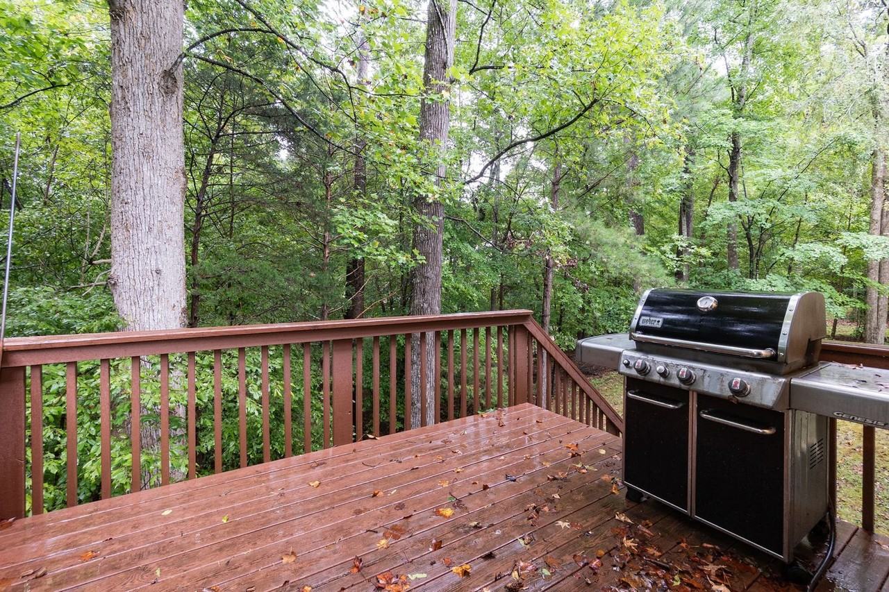 8 Woodcliff Cir - Photo 7 of 35