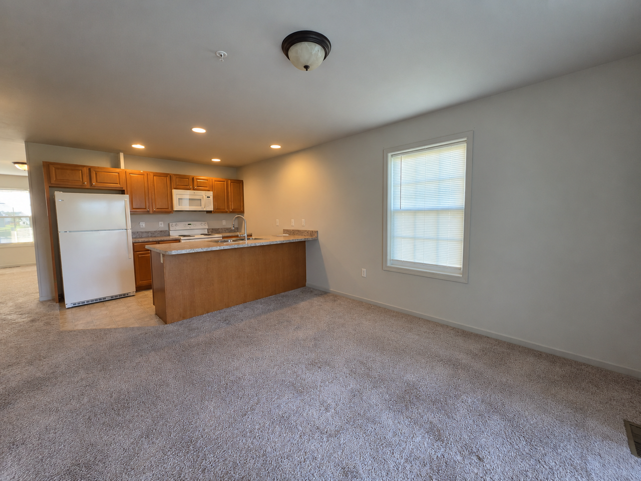 172 Randolph Dr - Photo 7 of 30
