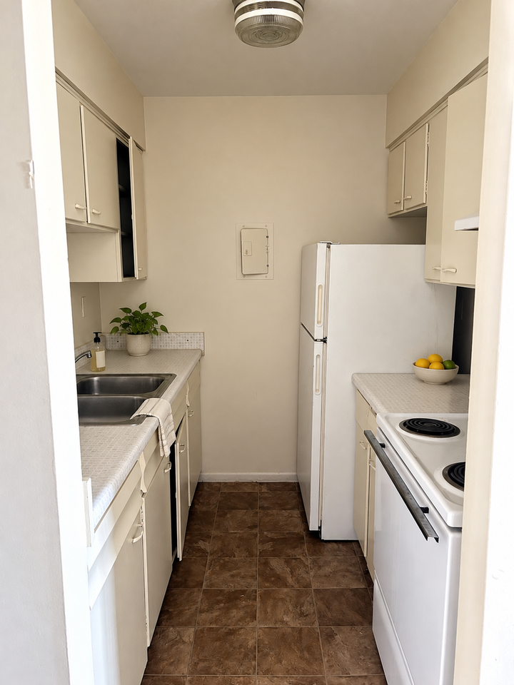 Comfortable Living. Convenient Location. Welcome to Briarbridge. - Photo 6 of 24