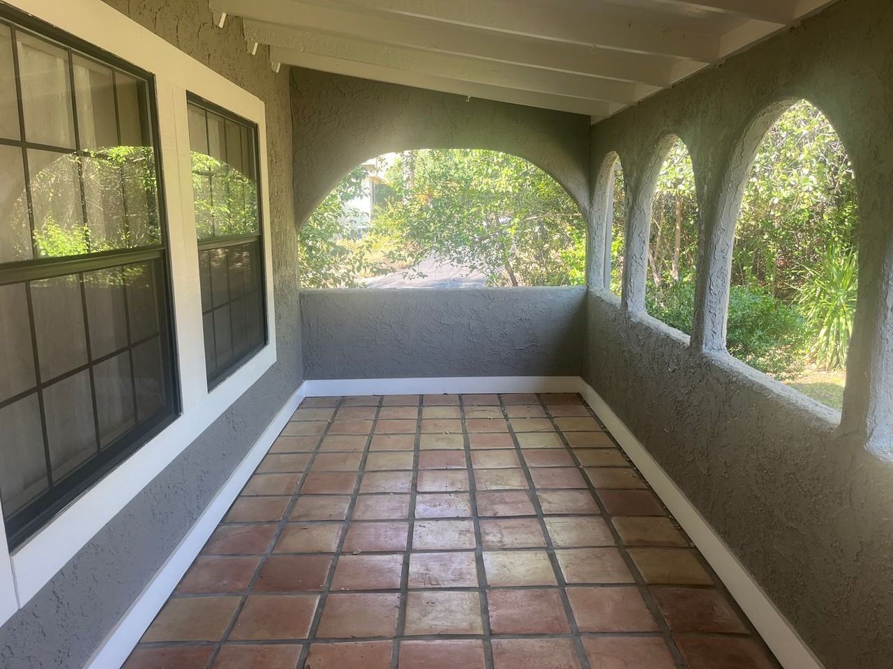 2423 Tehama St - Photo 2 of 38