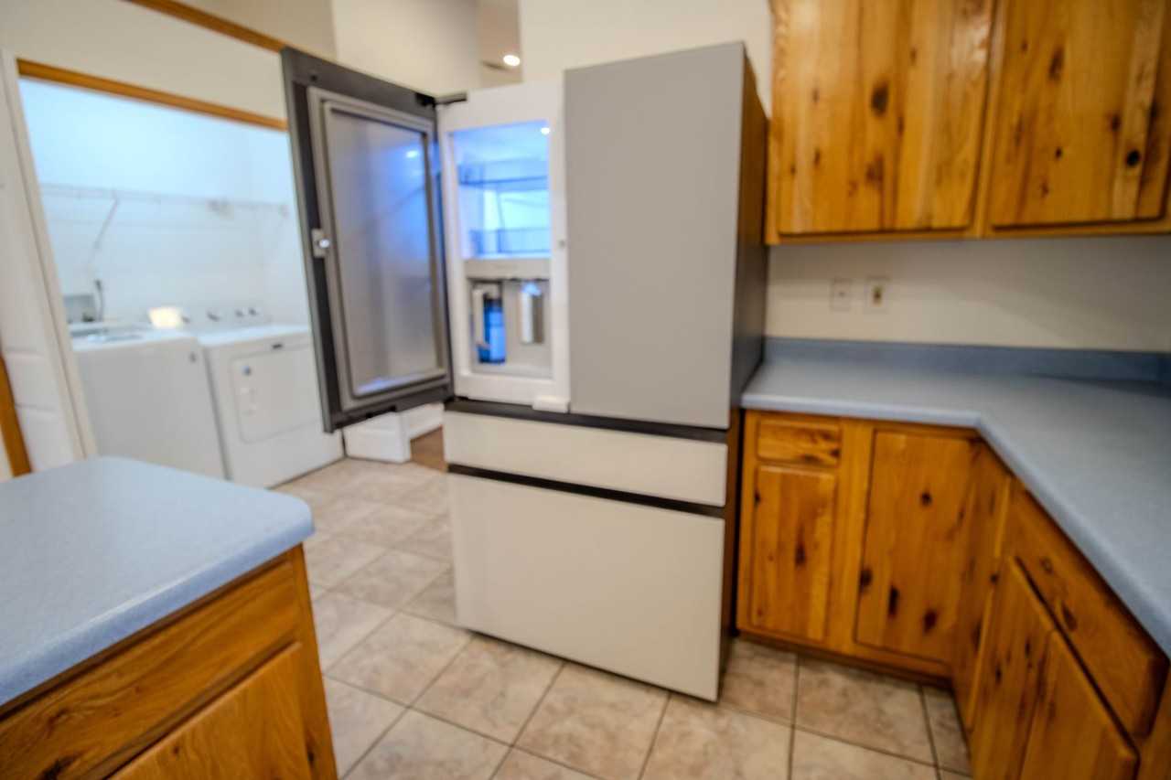 609 Cobblestone Ct - Photo 7 of 28