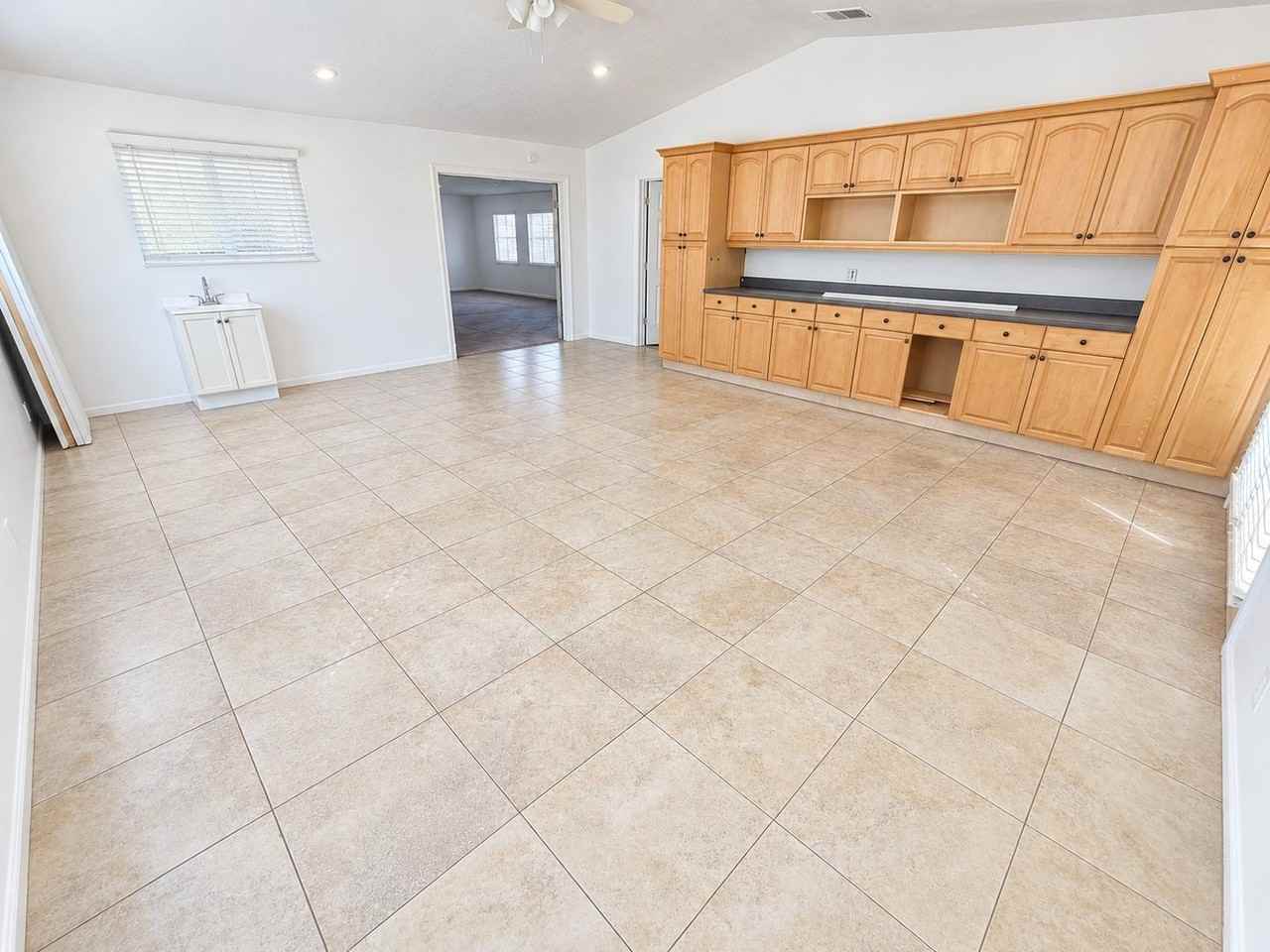 696 Tilia St - Photo 6 of 12
