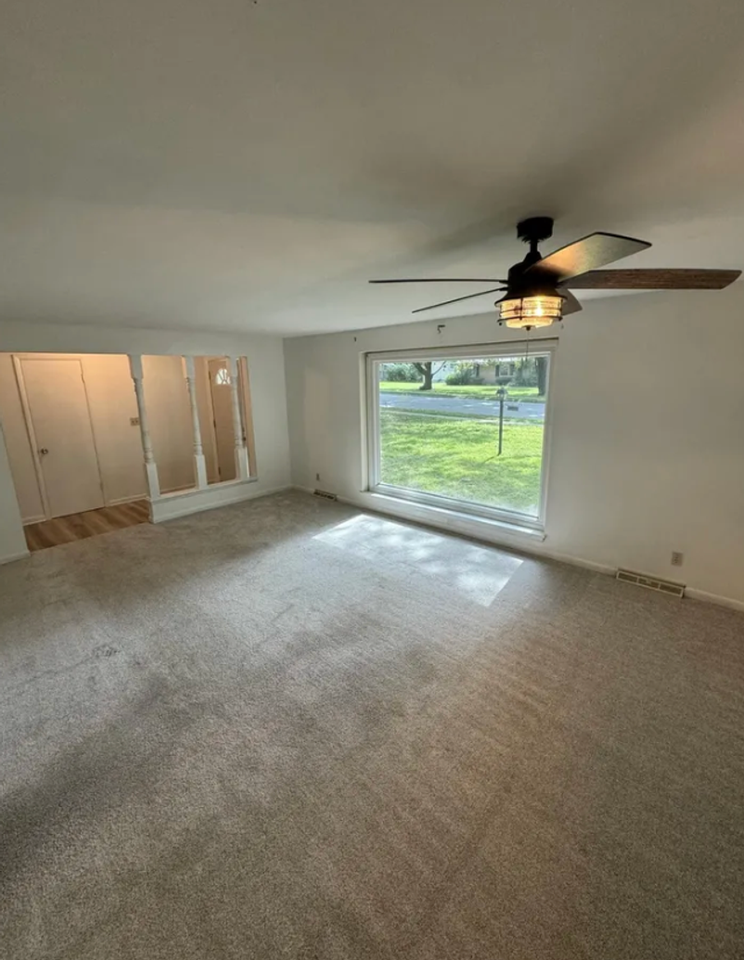 3510 S Broadway Ave - Photo 5 of 18