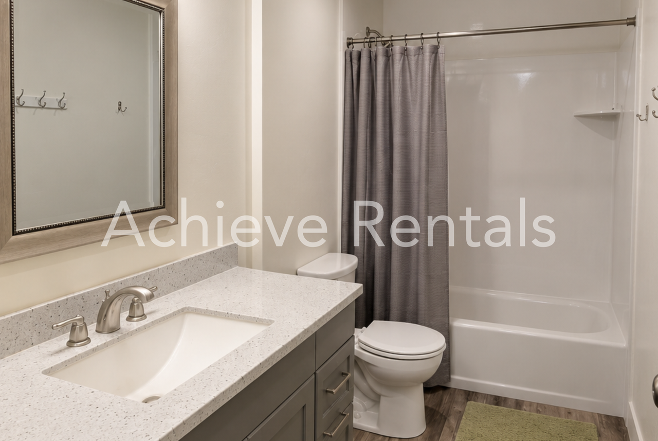 121 N 500 E - Photo 5 of 11