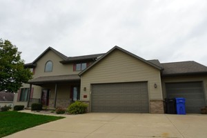 featured image of 1000 Glen View Ct