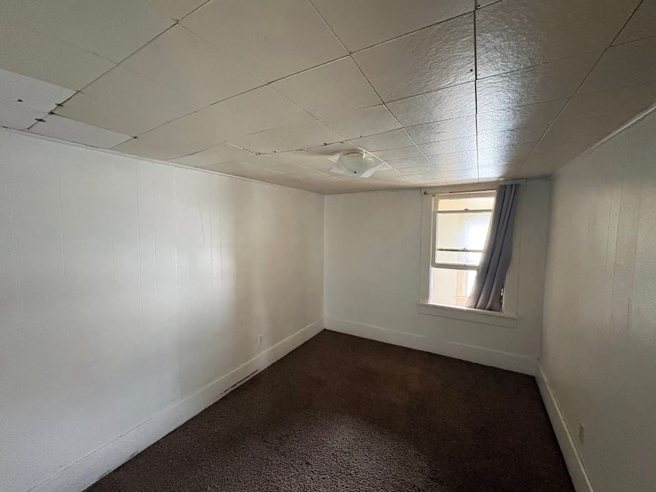601 Brown Ave Nw - Photo 4 of 6
